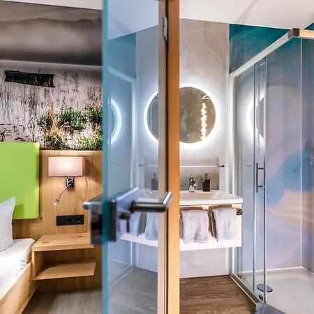 Luisen Muehle Hotel 3*